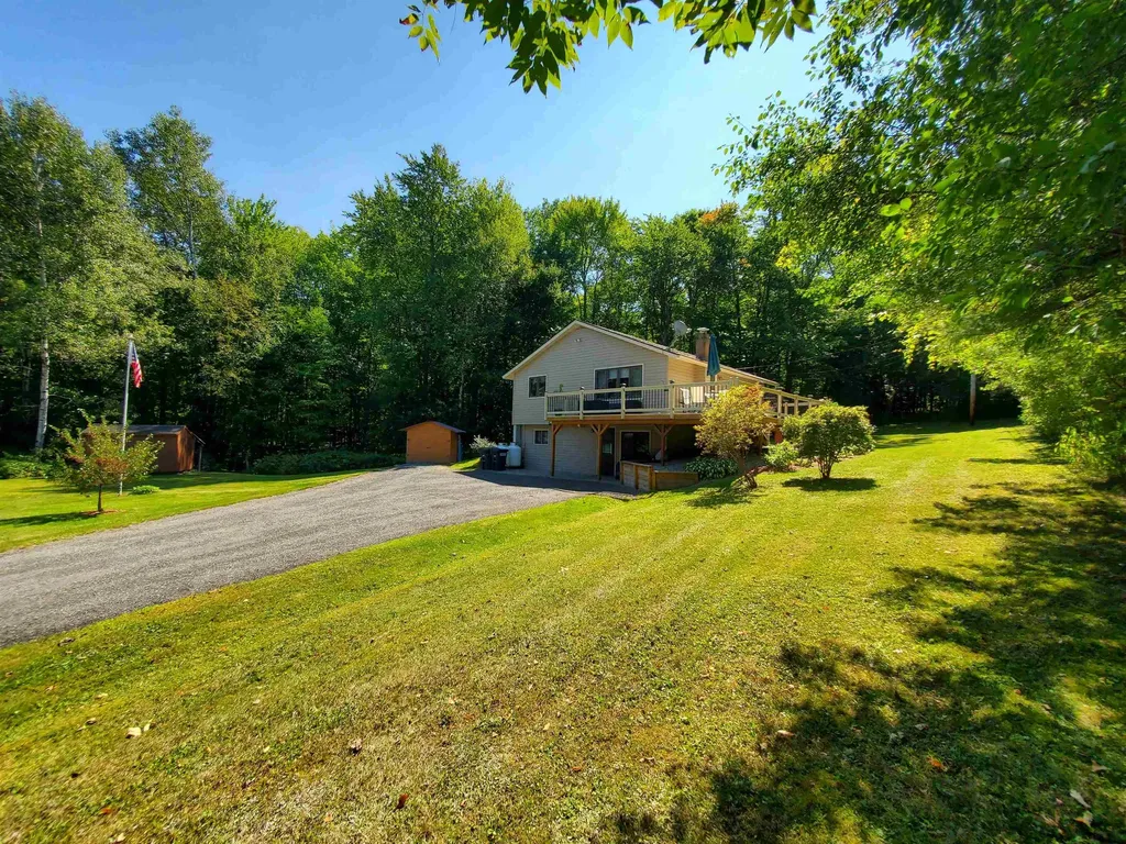 31 Warren Road Enfield NH 03748