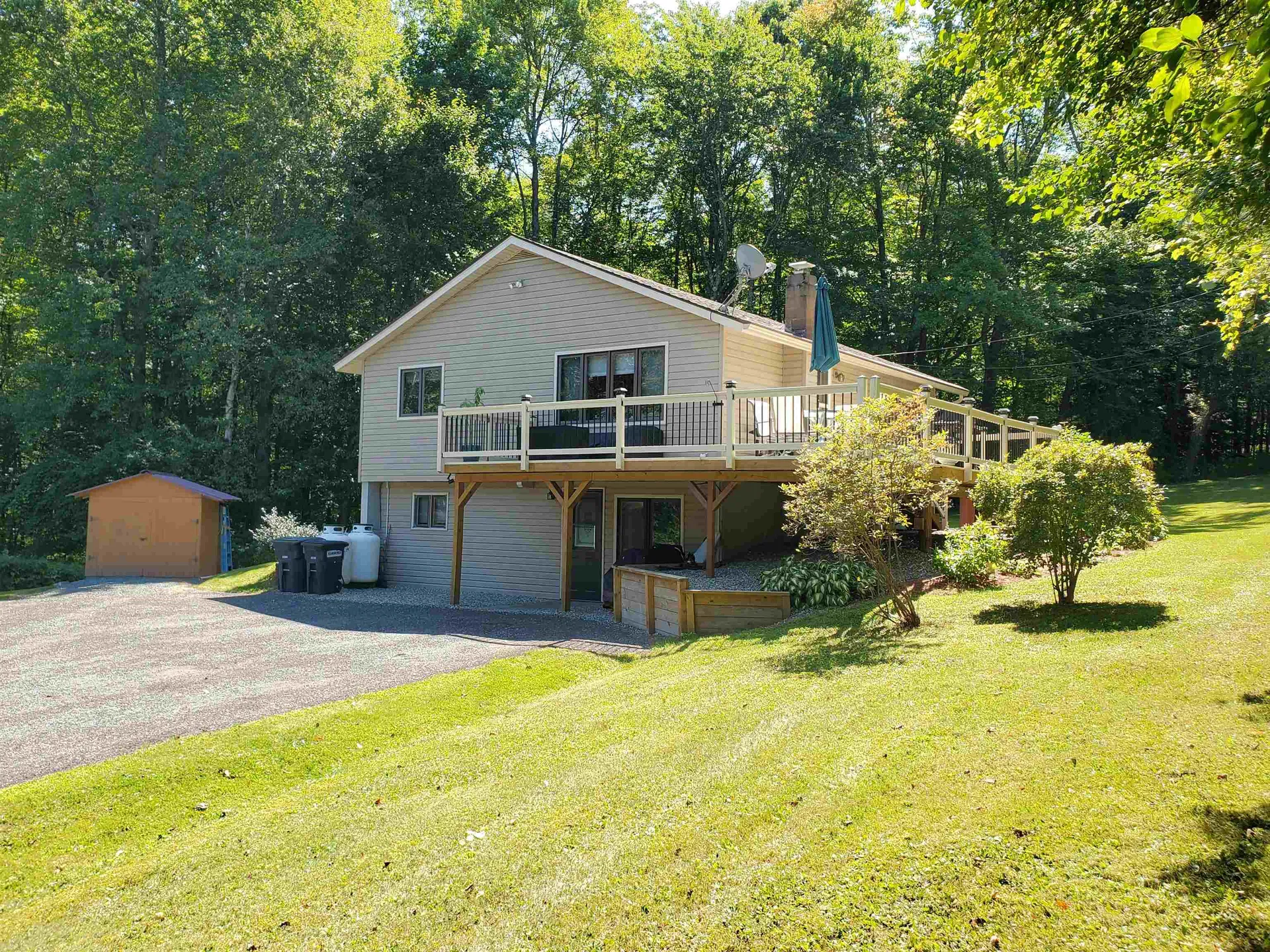 31 Warren Road Enfield NH 03748