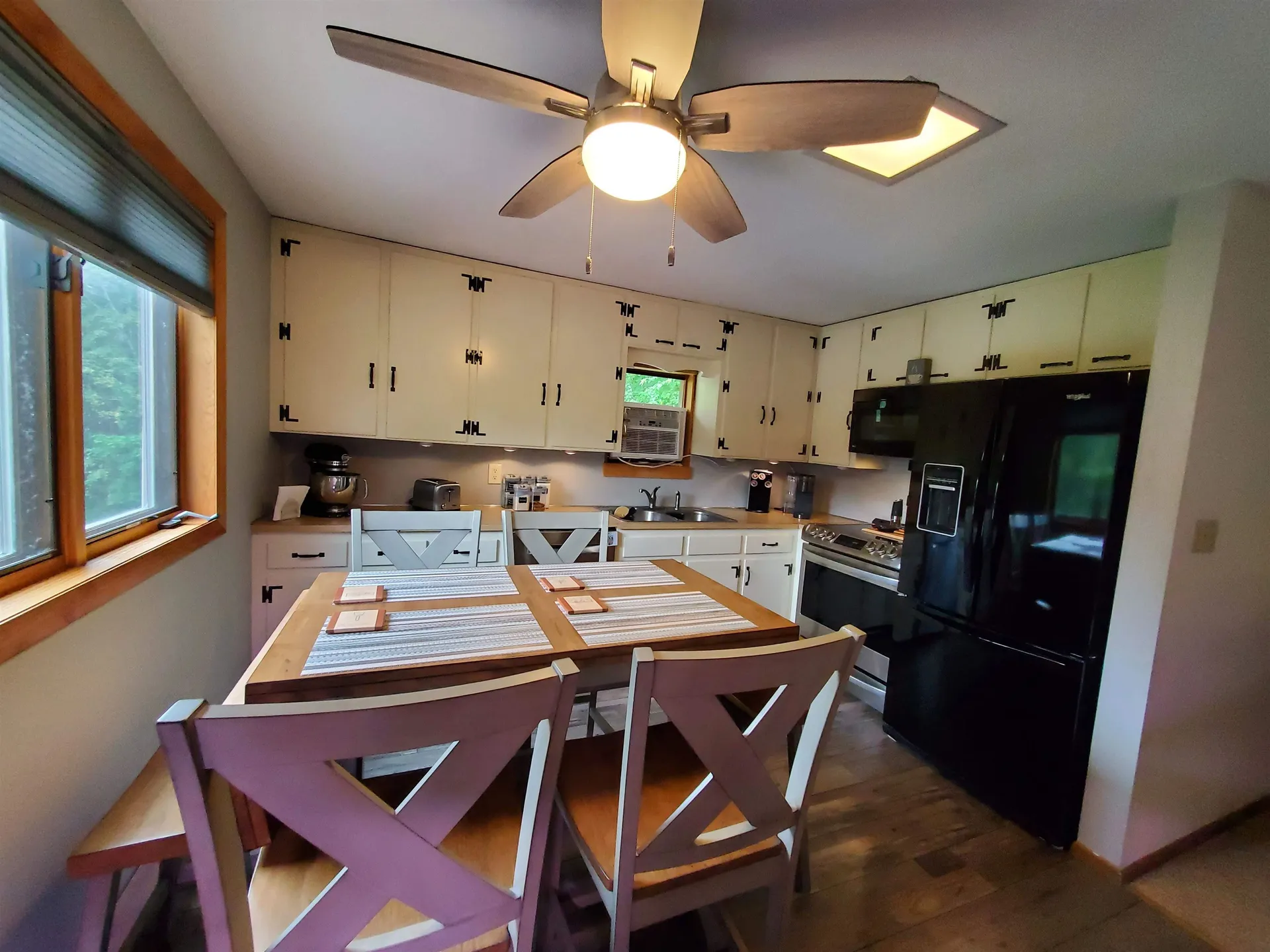 31 Warren Road Enfield NH 03748