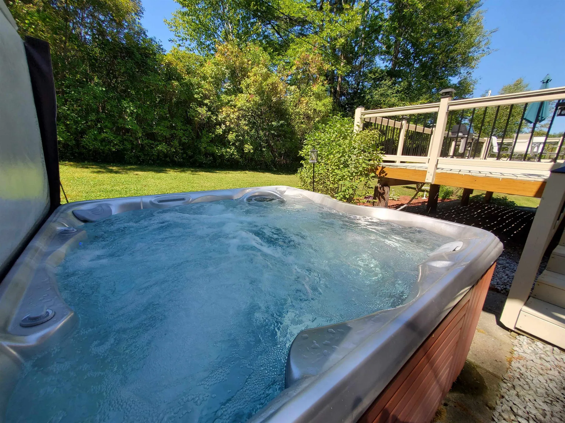 31 Warren Road Enfield NH 03748