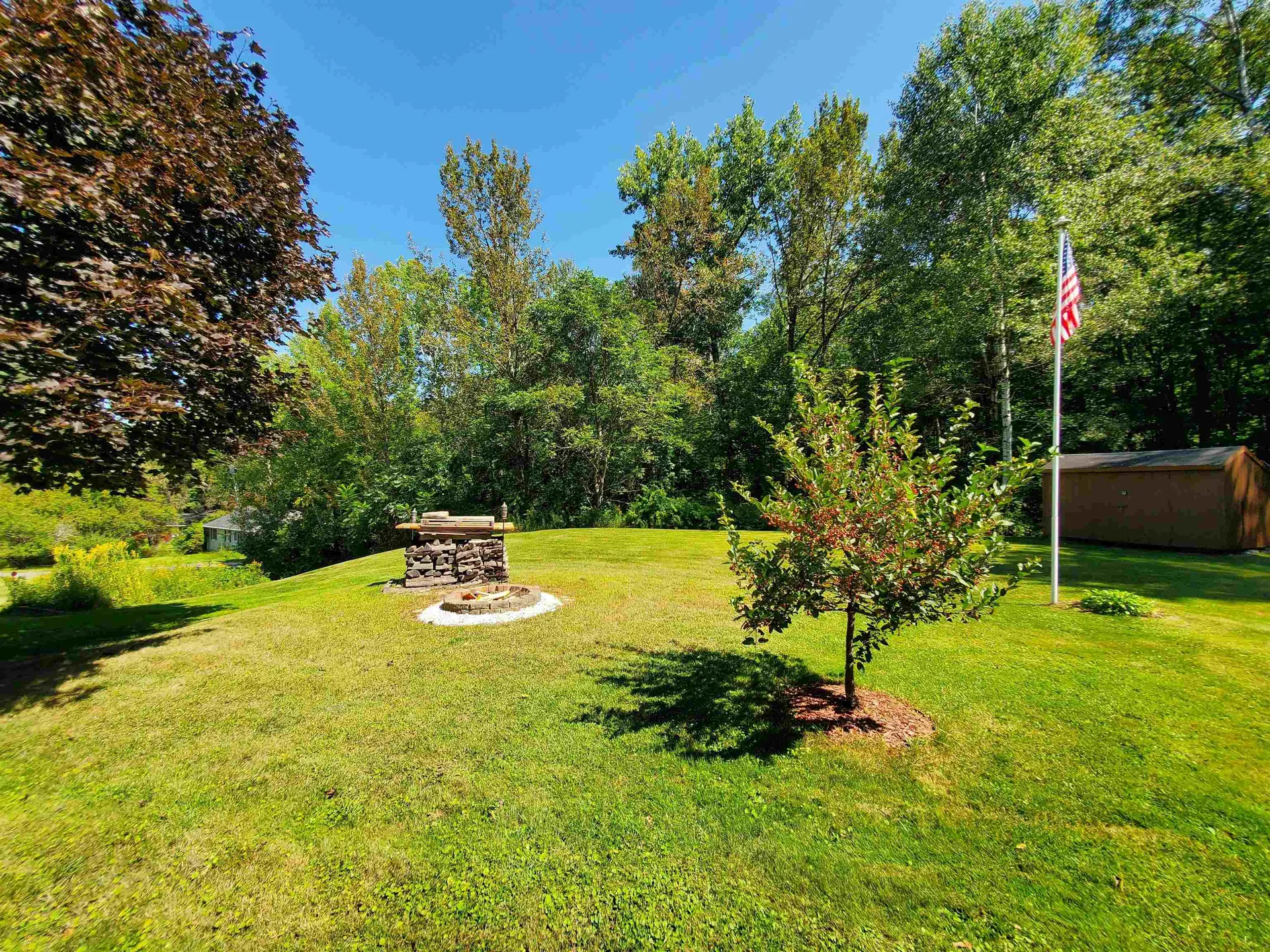 31 Warren Road Enfield NH 03748