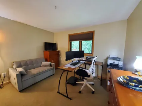31 Warren Road Enfield NH 03748