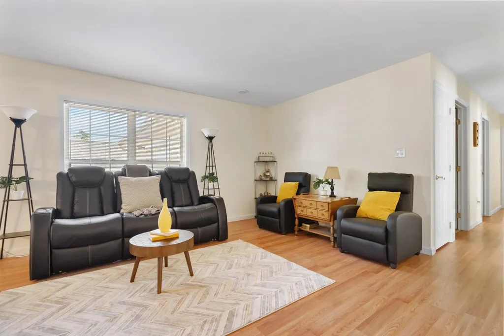 39 Serenity Way Manchester NH 03104