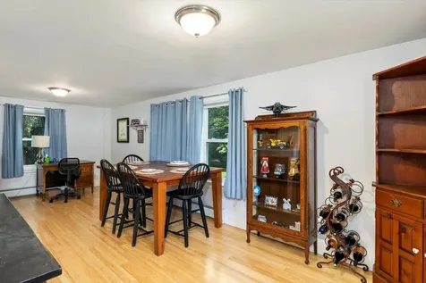 155 Hampstead Road Derry NH 03038