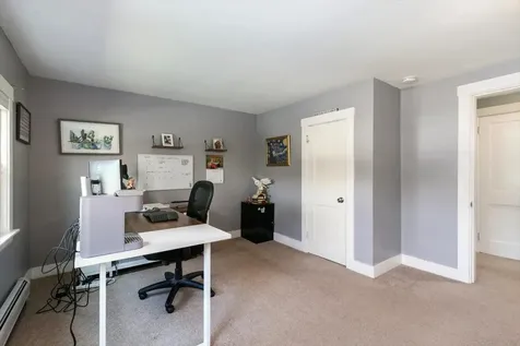 155 Hampstead Road Derry NH 03038