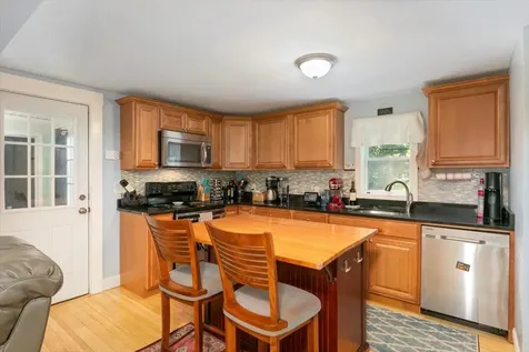 155 Hampstead Road Derry NH 03038