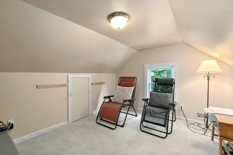 155 Hampstead Road Derry NH 03038