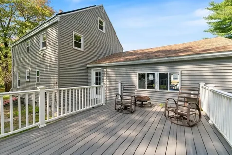 155 Hampstead Road Derry NH 03038