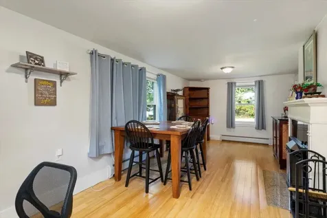 155 Hampstead Road Derry NH 03038