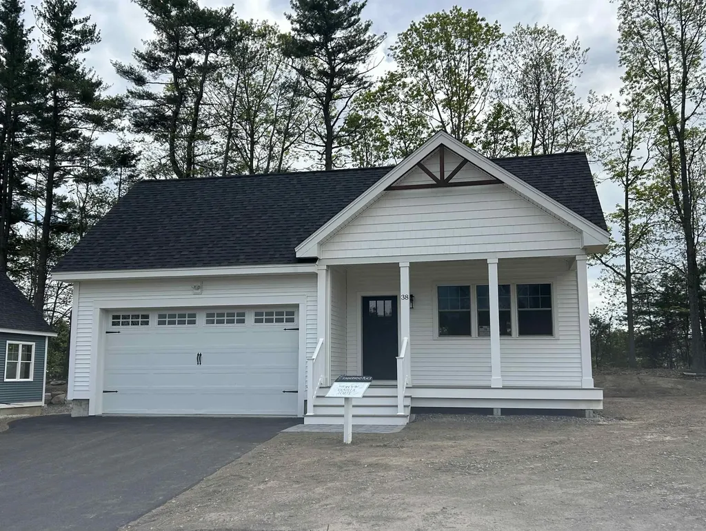 Unit 4 Summerwind Place Greenland NH 03840