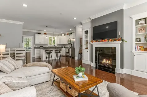 30 Acadia Lane Exeter NH 03833