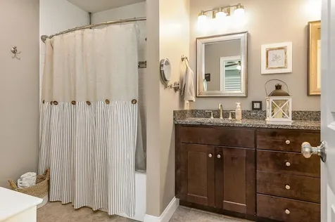 30 Acadia Lane Exeter NH 03833