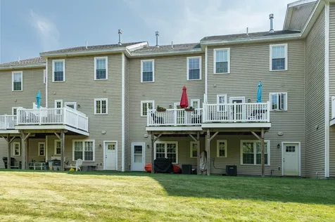 30 Acadia Lane Exeter NH 03833