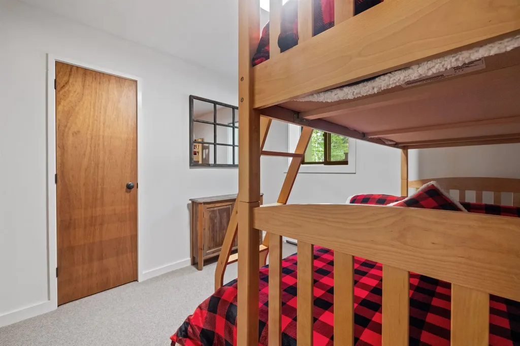 119 Clearbrook Road Lincoln NH 03251