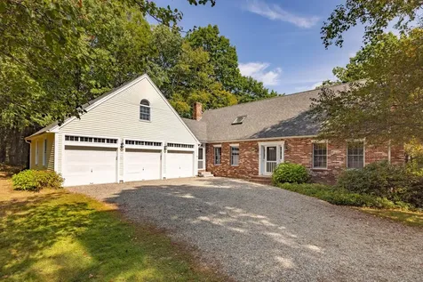 14 Long Hill Road Stratham NH 03885