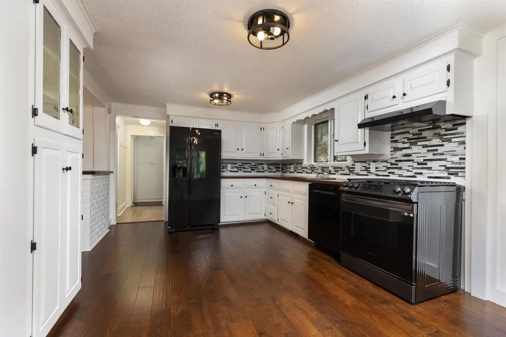 1 Avon Avenue Lebanon NH 03766