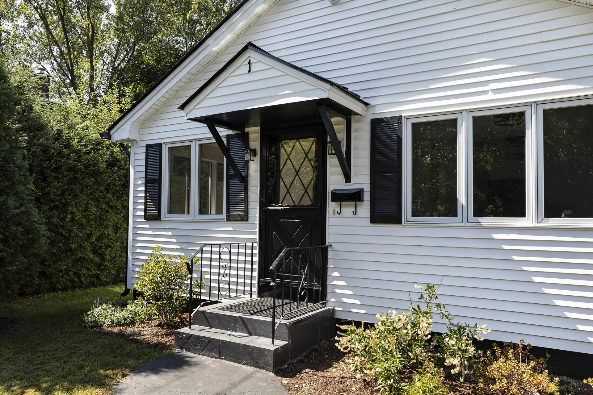 1 Avon Avenue Lebanon NH 03766