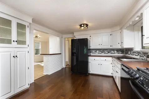 1 Avon Avenue Lebanon NH 03766