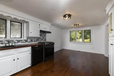 1 Avon Avenue Lebanon NH 03766