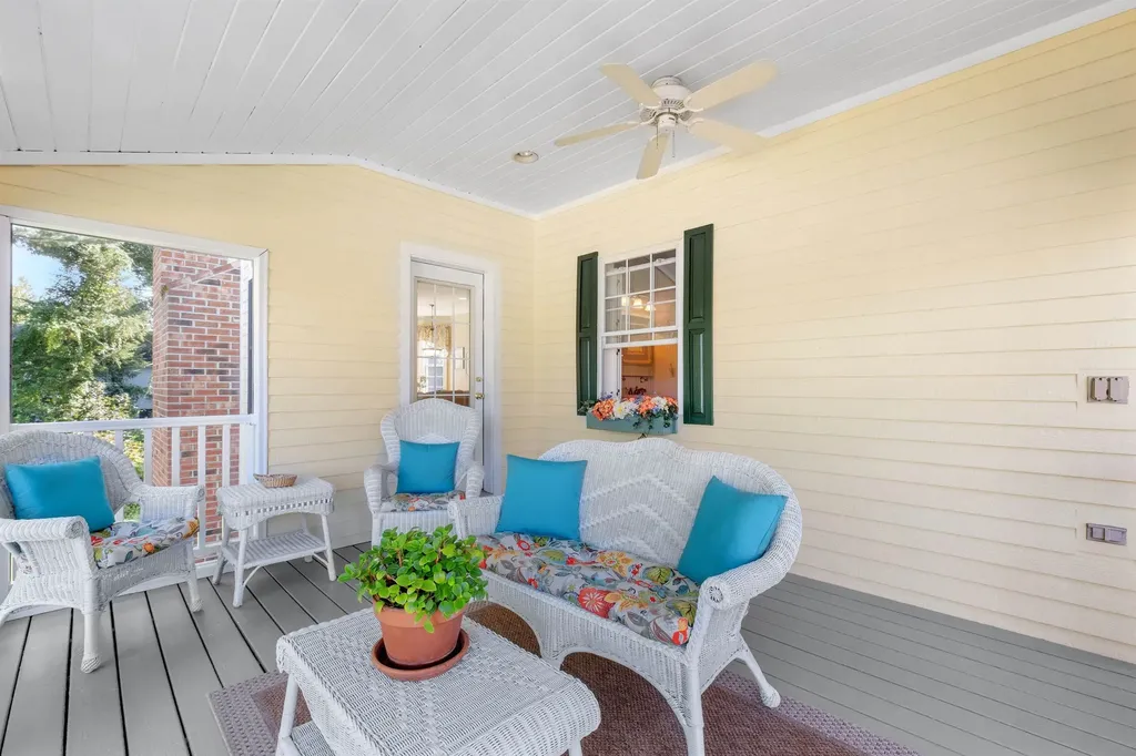 8 Oakmont Drive Concord NH 03301