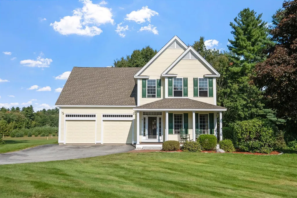 8 Oakmont Drive Concord NH 03301