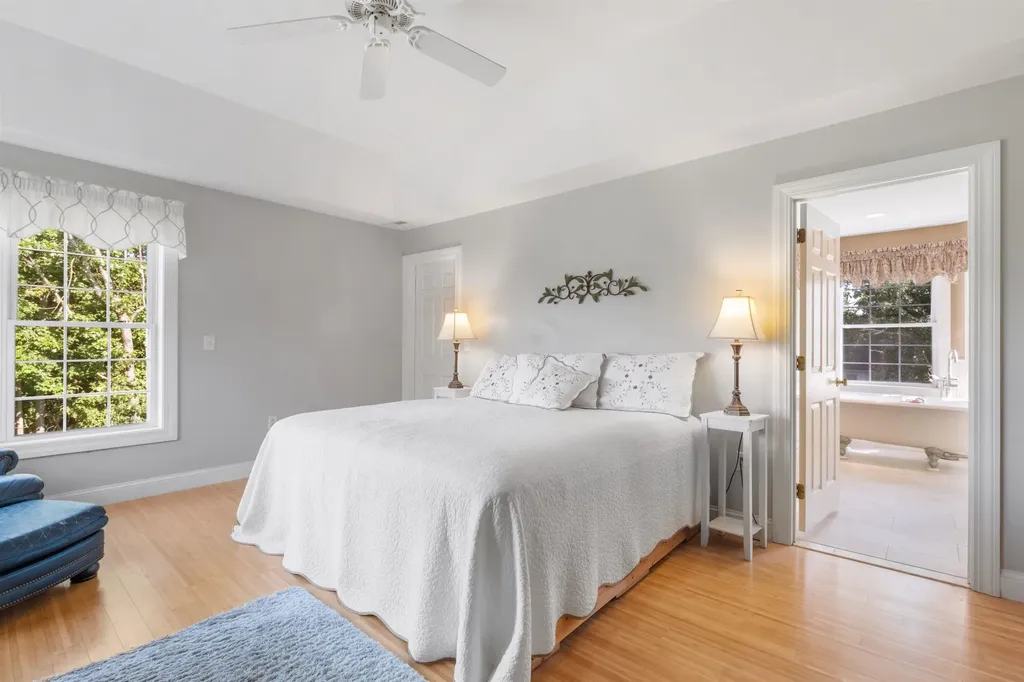 8 Oakmont Drive Concord NH 03301