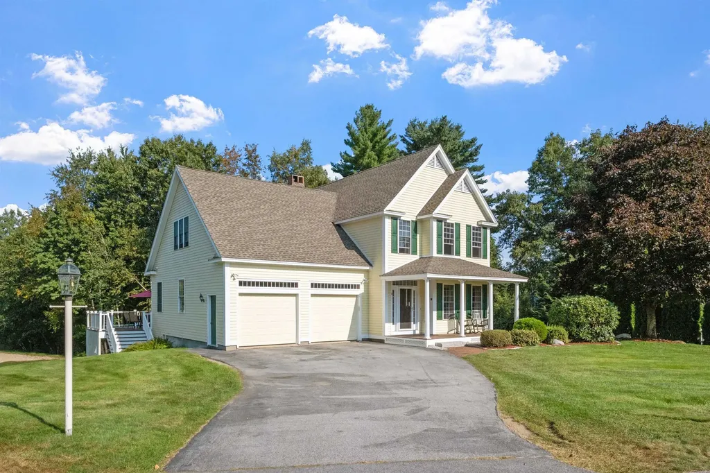 8 Oakmont Drive Concord NH 03301