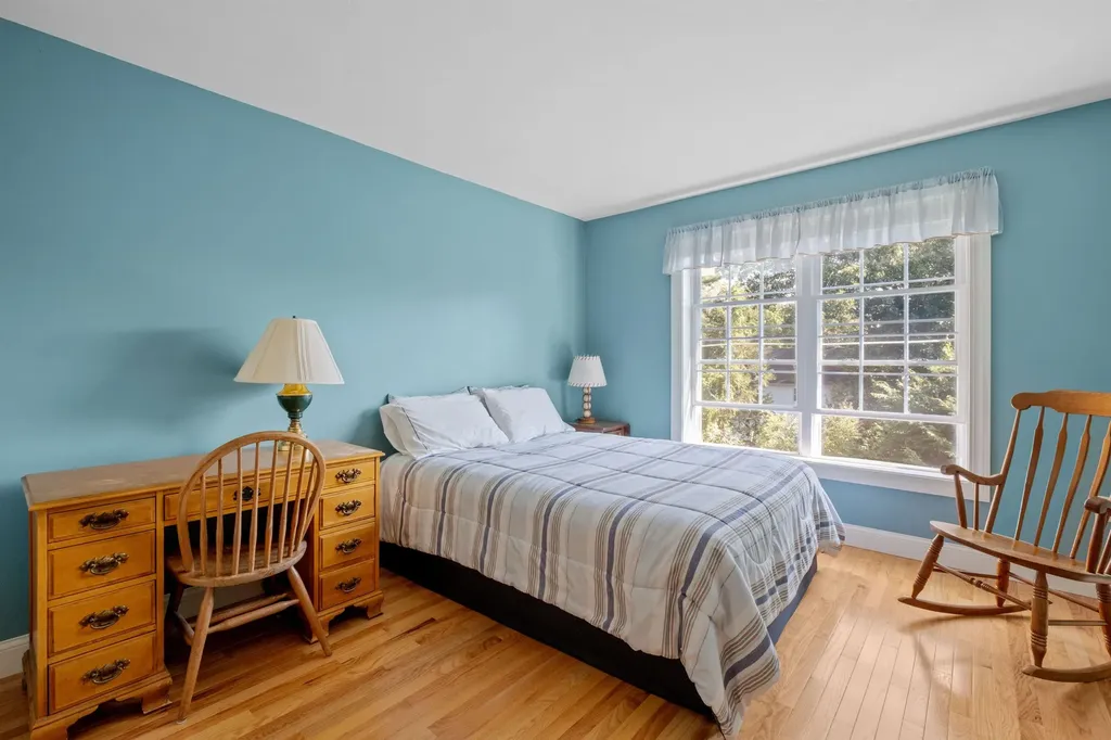 8 Oakmont Drive Concord NH 03301
