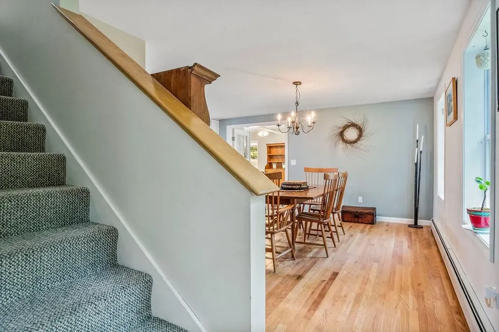 61 Foothills Road Sutton NH 03273