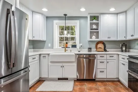 61 Foothills Road Sutton NH 03273