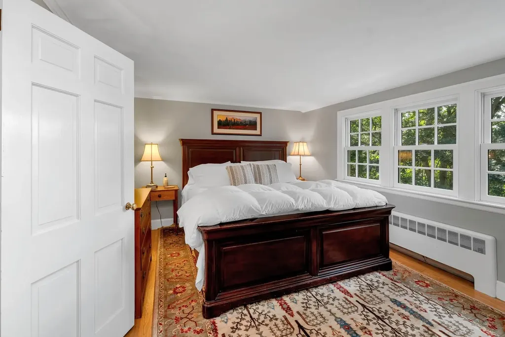 318 Governor Wentworth Highway Tuftonboro NH 03816