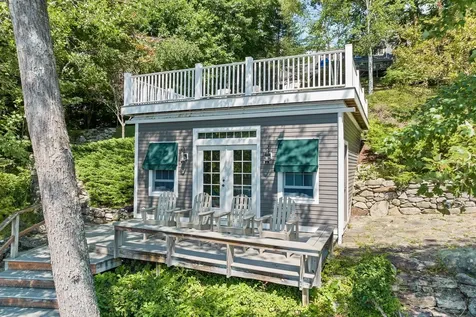 318 Governor Wentworth Highway Tuftonboro NH 03816