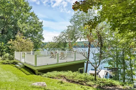 318 Governor Wentworth Highway Tuftonboro NH 03816