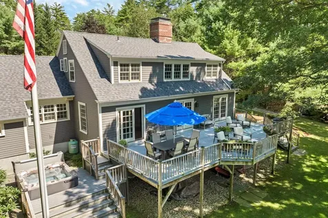 318 Governor Wentworth Highway Tuftonboro NH 03816