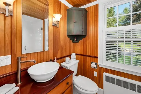 318 Governor Wentworth Highway Tuftonboro NH 03816