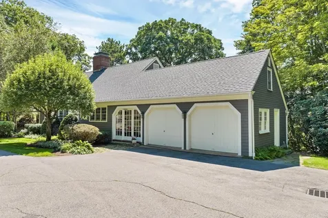 318 Governor Wentworth Highway Tuftonboro NH 03816