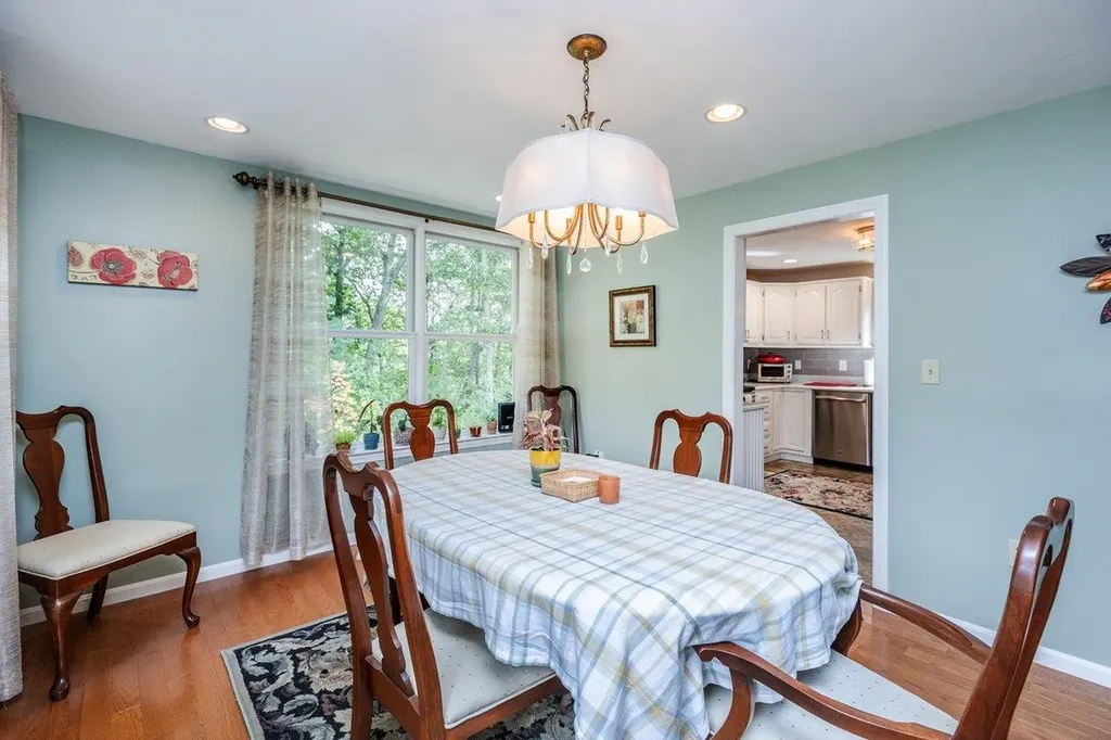 5 Mullikin Road Merrimack NH 03054