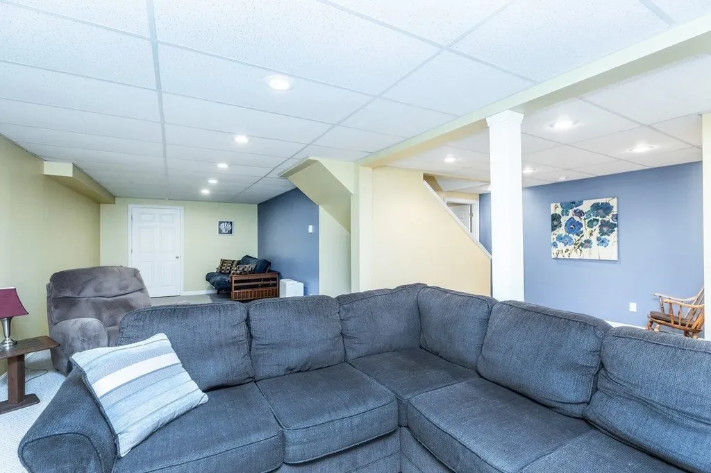 5 Mullikin Road Merrimack NH 03054