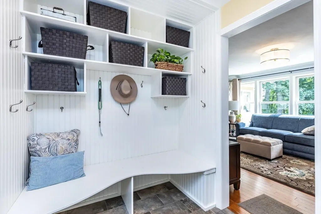 5 Mullikin Road Merrimack NH 03054