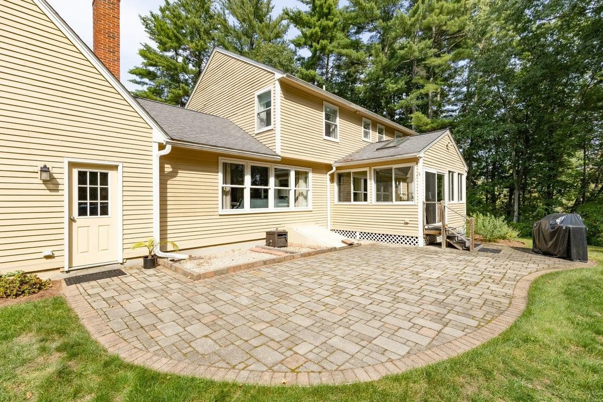 5 Mullikin Road Merrimack NH 03054