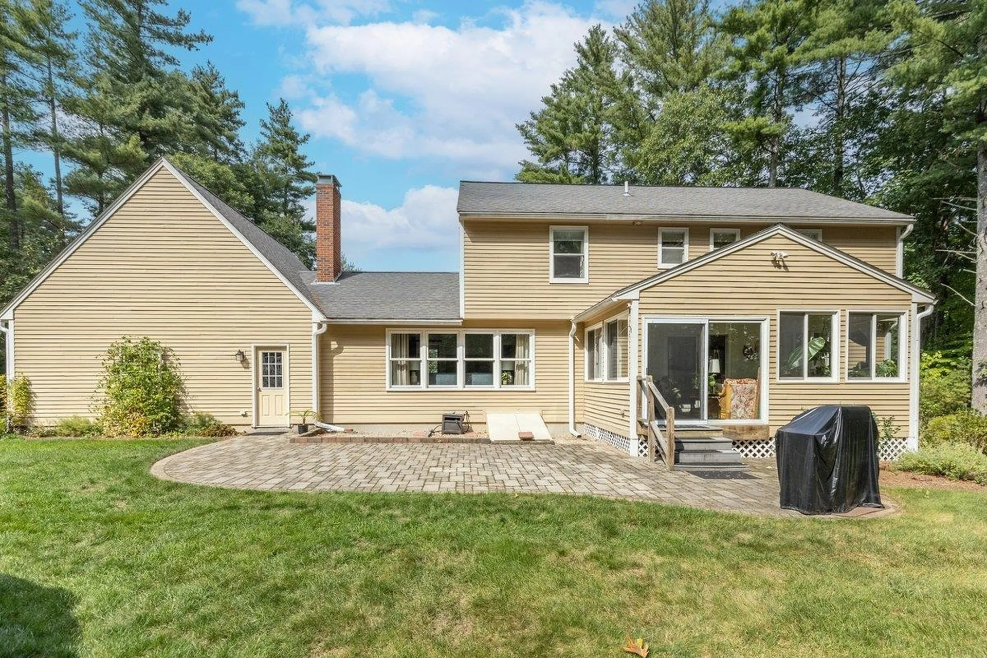 5 Mullikin Road Merrimack NH 03054