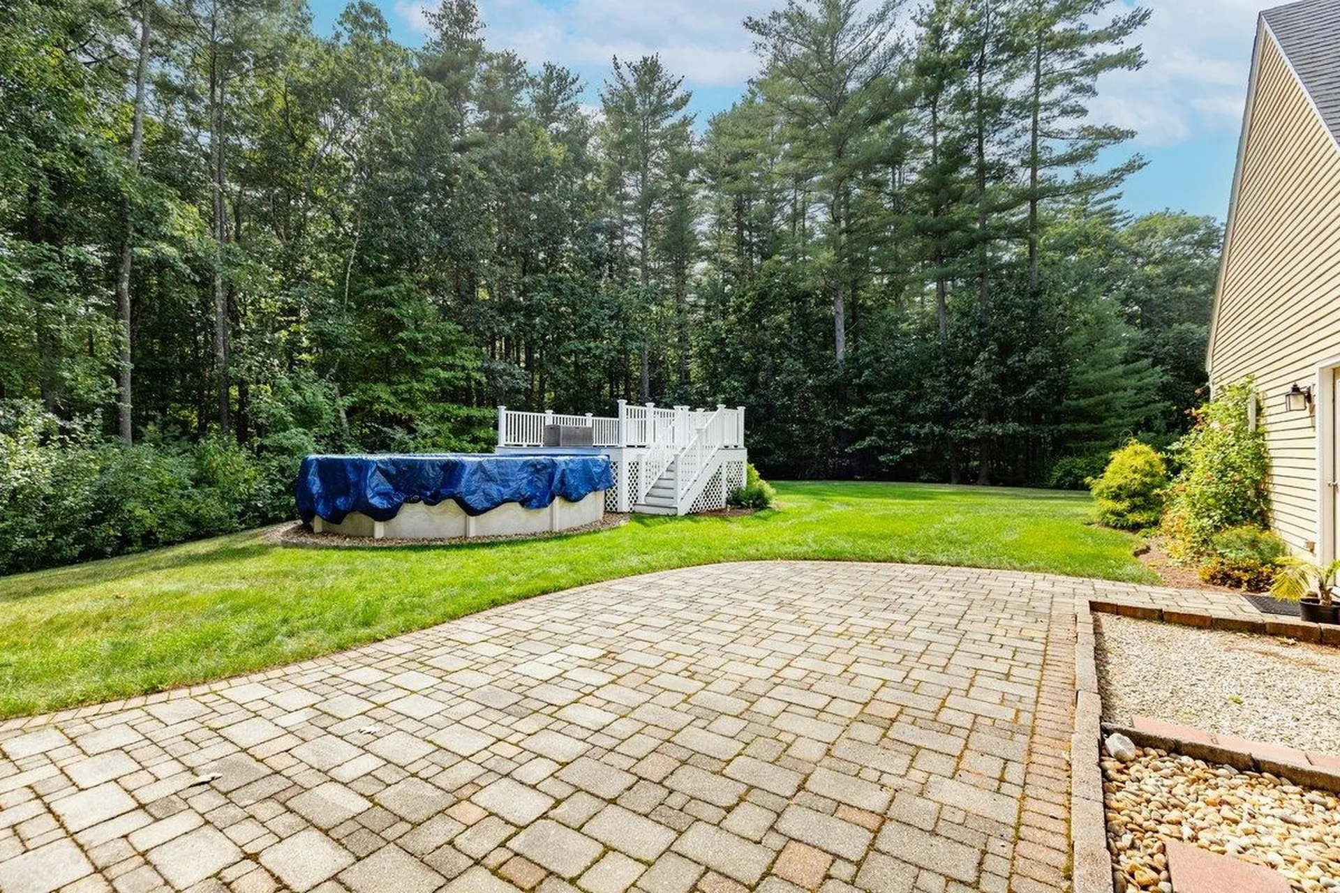 5 Mullikin Road Merrimack NH 03054