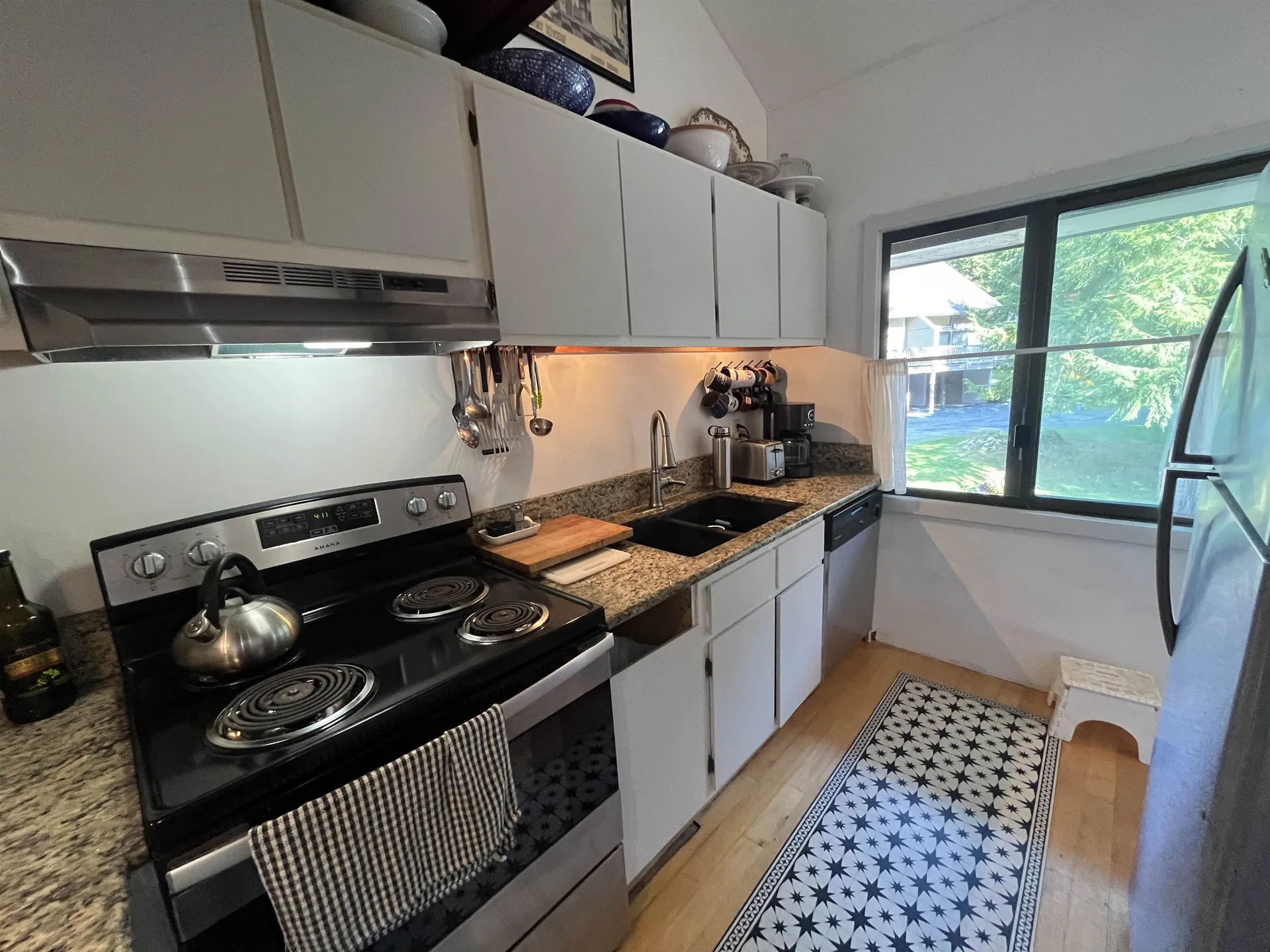 83 Drumleys South Road Warren VT 05674