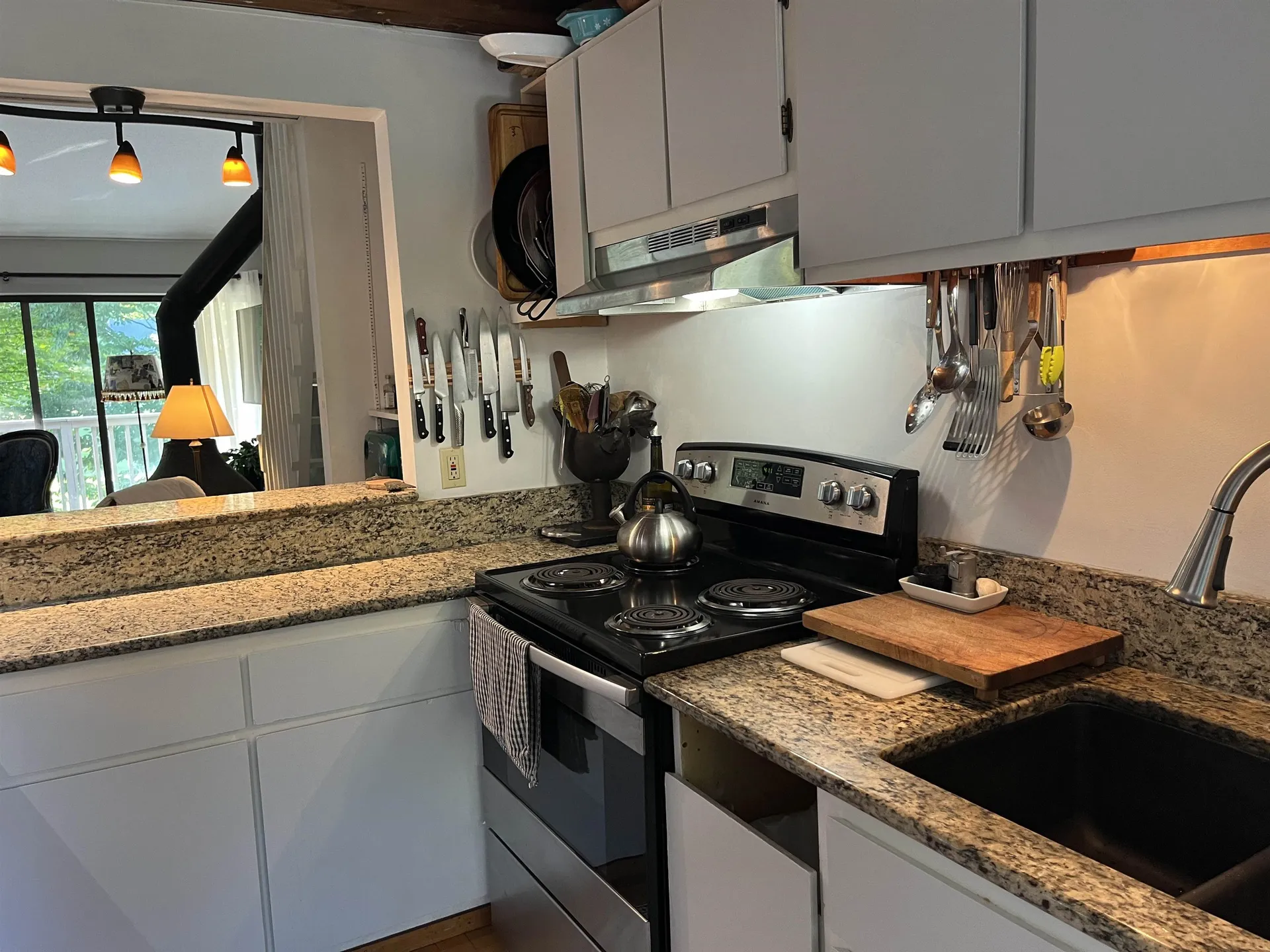 83 Drumleys South Road Warren VT 05674