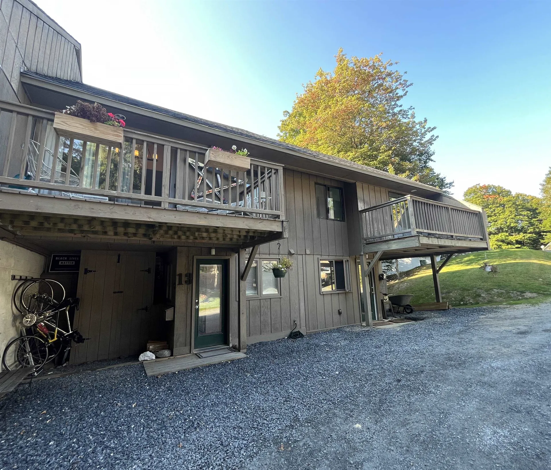83 Drumleys South Road Warren VT 05674