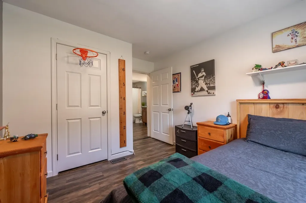 35 Monticello Drive Andover NH 03216