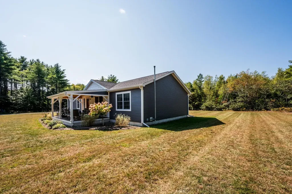 35 Monticello Drive Andover NH 03216