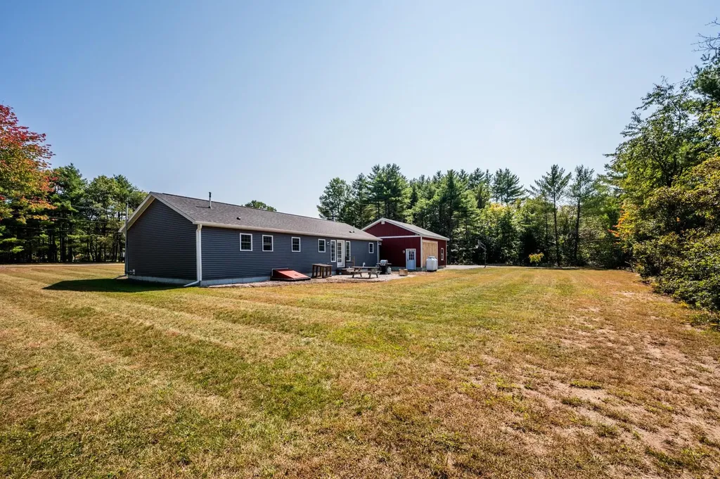 35 Monticello Drive Andover NH 03216