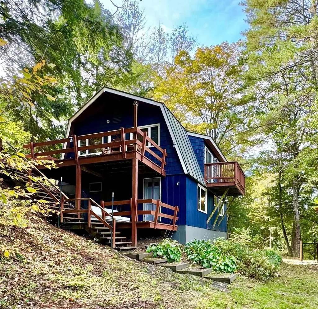 2115 East Woodstock Road Woodstock VT 05091