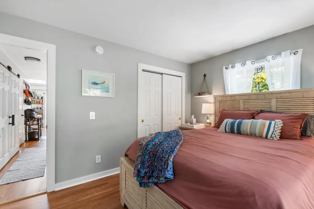 34 High Pond Road Grantham NH 03753